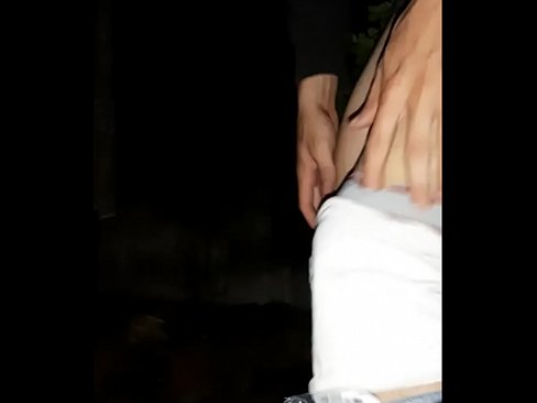 ❤️ O meu veciño saltou ao meu muro de corentena ❤️ Putas na pornografía gl.mrvideospornogratis.ru