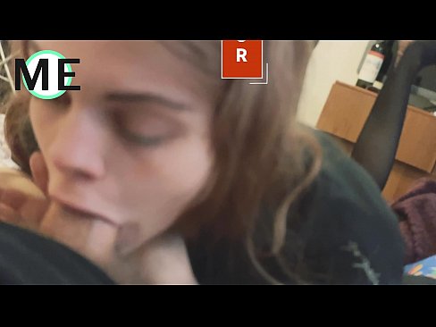 ❤️ Palo de garganta, pantalóns rasgados e tacóns rasgados agradable de coñecer ❤️ Putas na pornografía gl.mrvideospornogratis.ru